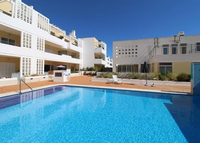 Andorinhas Spacieux Piscine De Tavira * Cabanas De Tavira